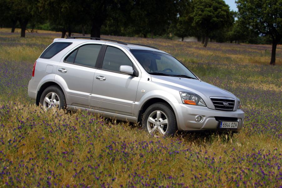  Kia Sorento 2006 года  (фото 35 из 57)